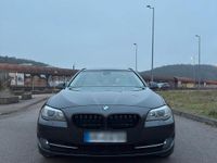 Gebraucht BMW 525 204 PS (150 kW) 2011 Schwarz Kombi