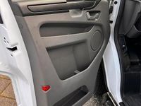 Gebraucht Ford Transit Custom 130 PS (95 kW) 2023 Weiß Limousine