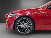 Gebraucht Mercedes 300 265 PS (194 kW) 2024 Manufaktur lack manufaktur patagonienrot Limousine