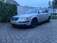 Gebraucht VW Passat Comfortline 131 PS (96 kW) 2003 Silber Limousine