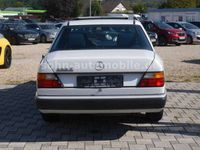 gebraucht Mercedes E200 W 124 orig. 99.000 km/2. Hand/TRAUMZUSTAND