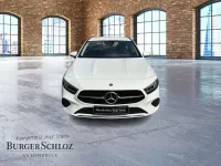Gebraucht Mercedes A200 150 PS (110 kW) 2025 Unilack polarweiß Limousine