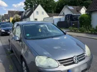 Gebraucht VW Golf V 102 PS (75 kW) 2005 Grau Kleinwagen