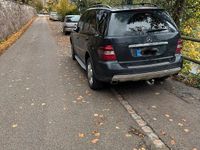 Gebraucht Mercedes ML320 224 PS (164 kW) 2008 Schwarz SUV
