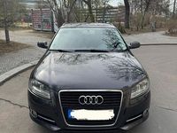 Gebraucht Audi A3 Ambiente 125 PS (91 kW) 2010 Grau Kleinwagen