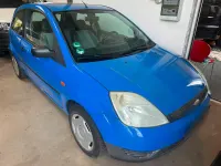 Gebraucht Ford Fiesta 80 PS (58 kW) 2003 Blau Kleinwagen