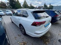 Gebraucht VW Golf VIII Active 131 PS (96 kW) 2023 Weiss Kombi