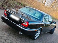 Second-hand Jaguar XJ 207 CP (152 kW) 2006 Negru Berlinǎ