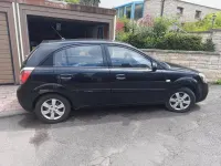 Gebraucht Kia Rio Vision 97 PS (71 kW) 2011 Schwarz Limousine