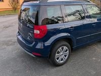 Gebraucht Skoda Yeti 110 PS (80 kW) 2016 Blau SUV