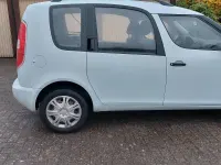 Gebraucht Skoda Roomster 75 PS (55 kW) 2015 Weiß Van / Kleinbus