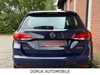 Gebraucht Opel Astra Selection 105 PS (77 kW) 2017 Blau Kombi