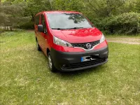 Gebraucht Nissan NV200 90 PS (66 kW) 2012 Rot Van / Kleinbus