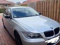 Gebraucht BMW 320 170 PS (125 kW) 2007 Silber Limousine