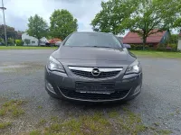 Gebraucht Opel Astra 165 PS (121 kW) 2012 Schwarz Kombi