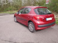 gebraucht Peugeot 207 1.4 VTI 95 Urban Move, 5-Türer