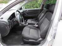 Gebraucht VW Passat 116 PS (85 kW) 2001 Silber Kombi