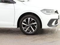 Gebraucht VW Polo Beats 95 PS (69 kW) 2024 Weiß Limousine