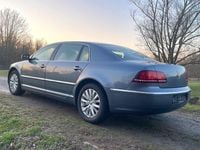 Gebraucht VW Phaeton 245 PS (180 kW) 2015 Berylliumgrau Limousine
