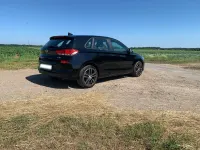 Gebraucht Hyundai i30 100 PS (73 kW) 2018 Schwarz Coupé