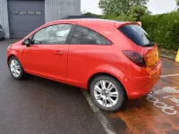 Gebraucht Opel Corsa Edition 86 PS (63 kW) 2012 Rot Kleinwagen