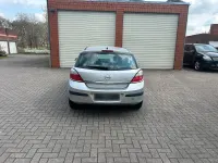 Używany Opel Astra 2005 Szary Sedan/Limuzyna