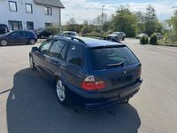 Second-hand BMW 320 150 CP (110 kW) 2004 Albastru Break