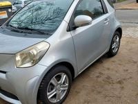 Gebraucht Toyota iQ 68 PS (50 kW) 2009 Silber Kleinwagen