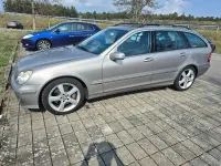 Gebraucht Mercedes C230 Avantgarde 204 PS (150 kW) 2007 Gold Kombi