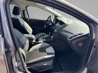 Gebraucht Ford Focus Champions Edition 105 PS (77 kW) 2012 Brisbanebraun metallic Limousine