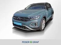 Gebraucht VW T-Roc Style 150 PS (110 kW) 2024 Petroleum blue metallic schwarz SUV