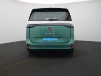 Gebraucht VW ID. Buzz Pro 210 kW (286 PS) 2025 Candyweiß/bay leaf green m... Van / Kleinbus