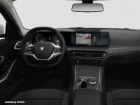 Gebraucht BMW 318 156 PS (114 kW) 2025 Weiß Kombi