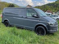 Gebraucht VW Transporter 150 PS (110 kW) 2018 Grau Van