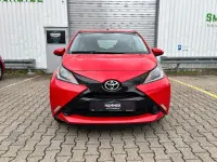 Gebraucht Toyota Aygo X-play 69 PS (50 kW) 2017 Rot Kleinwagen