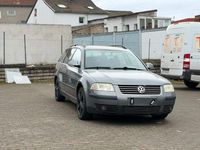 Gebraucht VW Passat 101 PS (74 kW) 2005 Grau Kombi