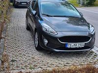 Gebraucht Ford Fiesta 101 PS (74 kW) 2018 Grau Kleinwagen