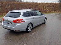 Gebraucht Peugeot 308 SW 120 PS (88 kW) 2015 Silber Kombi