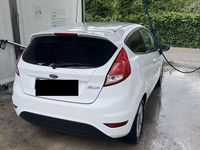 Używany Ford Fiesta SYNC Edition 82 KM (60 kW) 2014 Biały Hatchback
