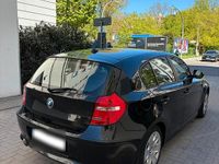 Gebraucht BMW 116 115 PS (84 kW) 2010 Schwarz Kleinwagen