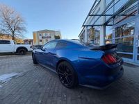 Gebraucht Ford Mustang GT 426 PS (313 kW) 2017 Blau metallic