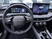 Neu Skoda Superb Selection 150 PS (110 kW) 2026 Schwarz Kombi