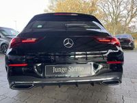 Gebraucht Mercedes CLA200 Shooting Brake Premium 163 PS (119 kW) 2024 Schwarz Kombi