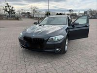 Gebraucht BMW 520 184 PS (135 kW) 2012 Grau Kombi