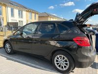 Gebraucht BMW 218 136 PS (100 kW) 2015 Schwarz Kombi