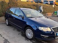 Gebraucht VW Passat 140 PS (102 kW) 2007 Blau Kombi