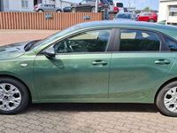 Gebraucht Kia Ceed 101 PS (74 kW) 2024 Grün Kleinwagen