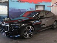 Gebraucht BMW 750e Performance 489 PS (359 kW) 2024 Black sapphire (475) Limousine