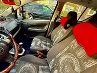 Gebraucht Opel Agila 68 PS (50 kW) 2014 Weiß Kleinwagen