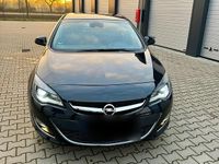 Gebraucht Opel Astra 110 PS (80 kW) 2013 Schwarz Limousine
